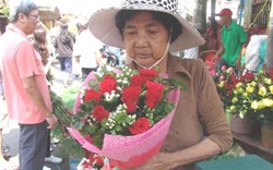 Chợ hoa truyền thống “chê” Valentine, “ôm” Tết cổ truyền