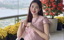 Mùng 2 Tết, Hoa hậu Đặng Thu Thảo khoe bụng bầu con đầu lòng