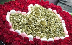 Quà tặng 8/3: Đại gia tặng vợ bó hoa hồng 300 bông, giá 30 triệu