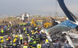 Hiện trường máy bay rơi ở Nepal làm 49 người chết