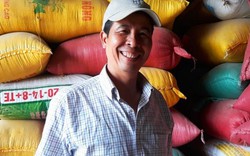 Nông dân trả lại 3 cây vàng nhặt được trong bao lúa: Nghèo cho sạch