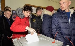 Ukraine không cho kiều dân Nga bầu tổng thống