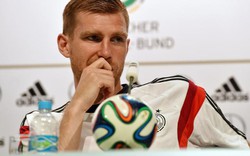 Per Mertesacker “ngồi mát, ăn bát vàng” ở Arsenal