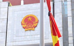 Ảnh:Hà Nội treo cờ rủ ngày Quốc tang nguyên Thủ tướng Phan Văn Khải