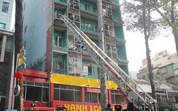 19 người được cứu khỏi khách sạn bốc cháy ở trung tâm Sài Gòn