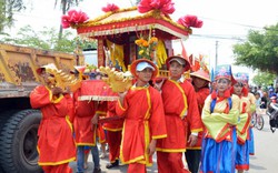 Cà Mau: Hàng nghìn ngư dân tham gia lễ hội Nghinh Ông Sông Đốc