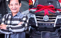 "Đại gia chân đất" Quang Tèo một năm đổi 2 xe ô tô tiền tỷ để chơi Tết