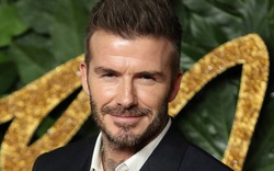 David Beckham gây tranh cãi khi kẻ mắt xanh