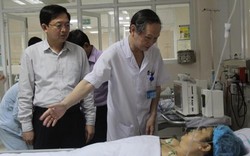 Chủ tịch Bình Định thăm hỏi nạn nhân vụ TNGT 14 người thương vong