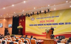 Thủ tướng Nguyễn Xuân Phúc: "Ngành ngân hàng đã xử lý "cục máu đông" nhỏ dần