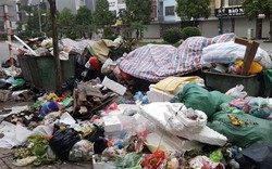 Ngoại thành Hà Nội ngập trong rác thải và đây là lý do