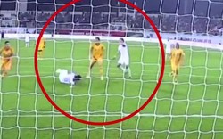 Báo Anh sốc vì quả penalty từ trên trời rơi xuống ở Asian Cup