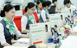 Đột biến lãi ròng từ phí, lợi nhuận VPBank vượt ông lớn Vietinbank