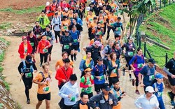 Ảnh,clip: 1.800 người chạy marathon trong rét thấu xương ở Mộc Châu