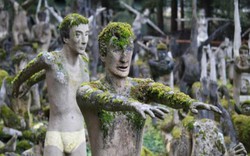Công viên kỳ dị nhất thế giới, hàng trăm bức tượng khỏa thân nằm la liệt