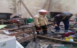 Hà Tĩnh: Mái nhà bị thổi tung, 5 người thương vong nghi do pháo