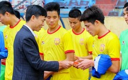 Cầu thủ Việt và chuyện thưởng Tết: Người tiền tỷ, kẻ nợ lương