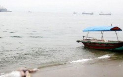 Nóng: Kinh hoàng xác người không đầu trôi dạt trên biển ở Phú Quốc