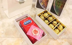 Kiếm bộn tiền nhờ bán kẹo socola hình bao cao su, iPhone XS Max “độc, lạ” dịp Valentine.
