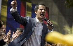 Guaido ra lệnh quân đội cho phép viện trợ nhân đạo vào Venezuela