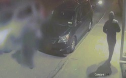 Video: Bước lên xe Uber ở Mỹ, bị sát thủ gí súng vào đầu nã đạn