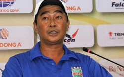 HLV B.Bình Dương nói gì khi Hà Nội FC dùng "quân xanh" đoạt Siêu cúp?