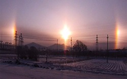 Ngắm "ba Mặt Trời" xuất hiện cùng lúc trên bầu trời ở Trung Quốc