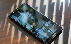 BlackBerry Evolve về Việt Nam với giá chính hãng "hủy diệt" hàng xách tay