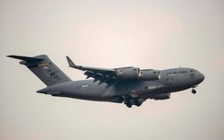 “Ngựa thồ” C-17 tiếp tục chở thiết bị đến Hà Nội phục vụ Tổng thống Trump