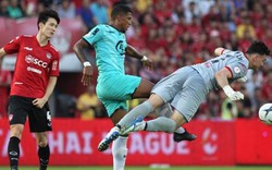 Báo Thái Lan chê cả đội Muangthong United, chỉ Văn Lâm là ngoại lệ