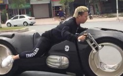 Clip: Siêu mô tô Tron Light Cycle tưởng chỉ có trên phim bất ngờ lăn bánh trên phố Việt Nam