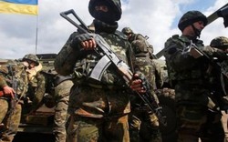Quân đội Ukraine nhận vũ khí và thiết bị quân sự 'khủng'