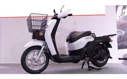 Honda ra mắt xe ga điện mới, nhỏ gọn như Honda Super Cub