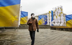 Ukraine: Chính quyền Poroshenko bị mất tài liệu bí mật