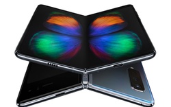 HOT: Trải nghiệm đầu tiên trên Galaxy Fold