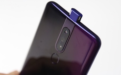 Ảnh trên tay chiếc smartphone có camera ẩn mình Oppo F11 Pro