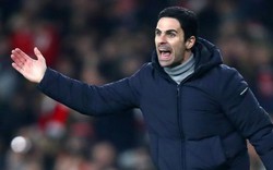 Thắng trận đầu tiên với Arsenal, HLV Arteta hết lời ca ngợi... hàng thủ