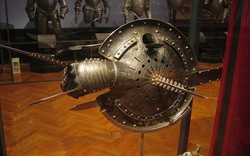 Những vũ khí thời Trung Cổ khiến kẻ thù phải khiếp sợ