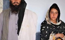 Người đàn ông đi bộ 12km mỗi ngày đưa con gái đi học gây sốt ở Afghanistan
