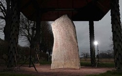 Bia đá cổ của người Viking được giải mã, báo hiệu ngày tận thế đang đến?