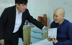 Bí thư Tỉnh ủy Đắk Lắk vận động hàng ngàn suất quà cho người nghèo