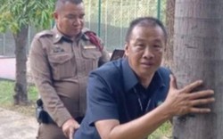 Thái Lan: Cảnh sát diễn lại cảnh cặp đôi "quan hệ" nơi công cộng