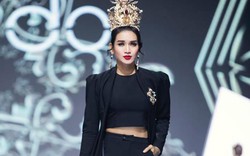 BB Trần “thả dáng” trên sàn catwalk sau hạ sinh “bé mỡ”