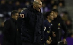 Real Madrid chiếm ngôi đầu, Zidane ca ngợi ‘người hùng không ai ngờ’