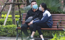 "Tình yêu khẩu trang" giữa tâm bão dịch viêm phổi virus corona