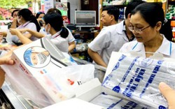 Vietnam Post tạm dừng nhận vận chuyển khẩu trang y tế, nước sát trùng ra nước ngoài