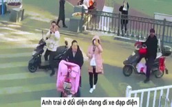 Clip: Cảnh sát TQ dùng flycam nhắc nhở người dân đeo khẩu trang