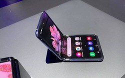 Samsung trình làng Galaxy Z Flip màn hình gập, giá tốt hơn nhiều Galaxy Fold