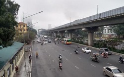 Làm báo cùng Dân Việt: Quản lý giao thông "nửa vời" ở Hà Nội