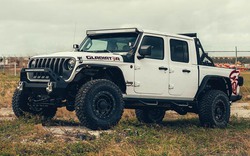 Bán tải Jeep Gladiator Hellcat được TR3 Performance ‘lột xác’ toàn diện